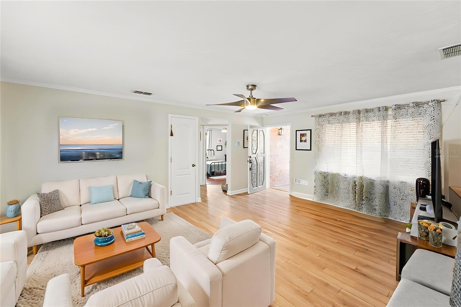 Image 5 of 23 For 1362 Stratford Drive