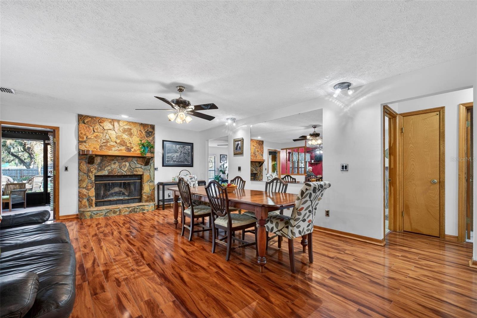 Image 22 of 77 For 37213 Price Drive