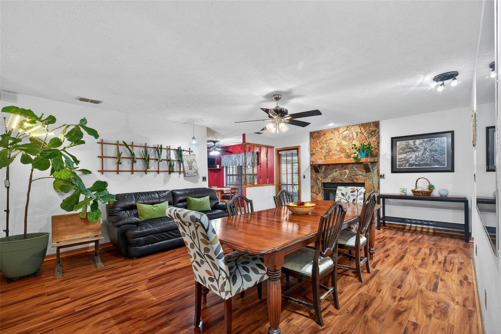 Image 25 of 77 For 37213 Price Drive