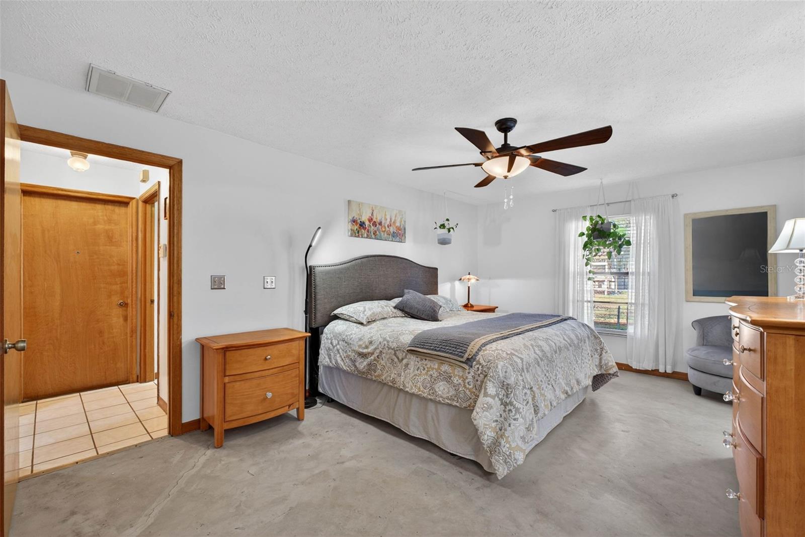 Image 32 of 77 For 37213 Price Drive