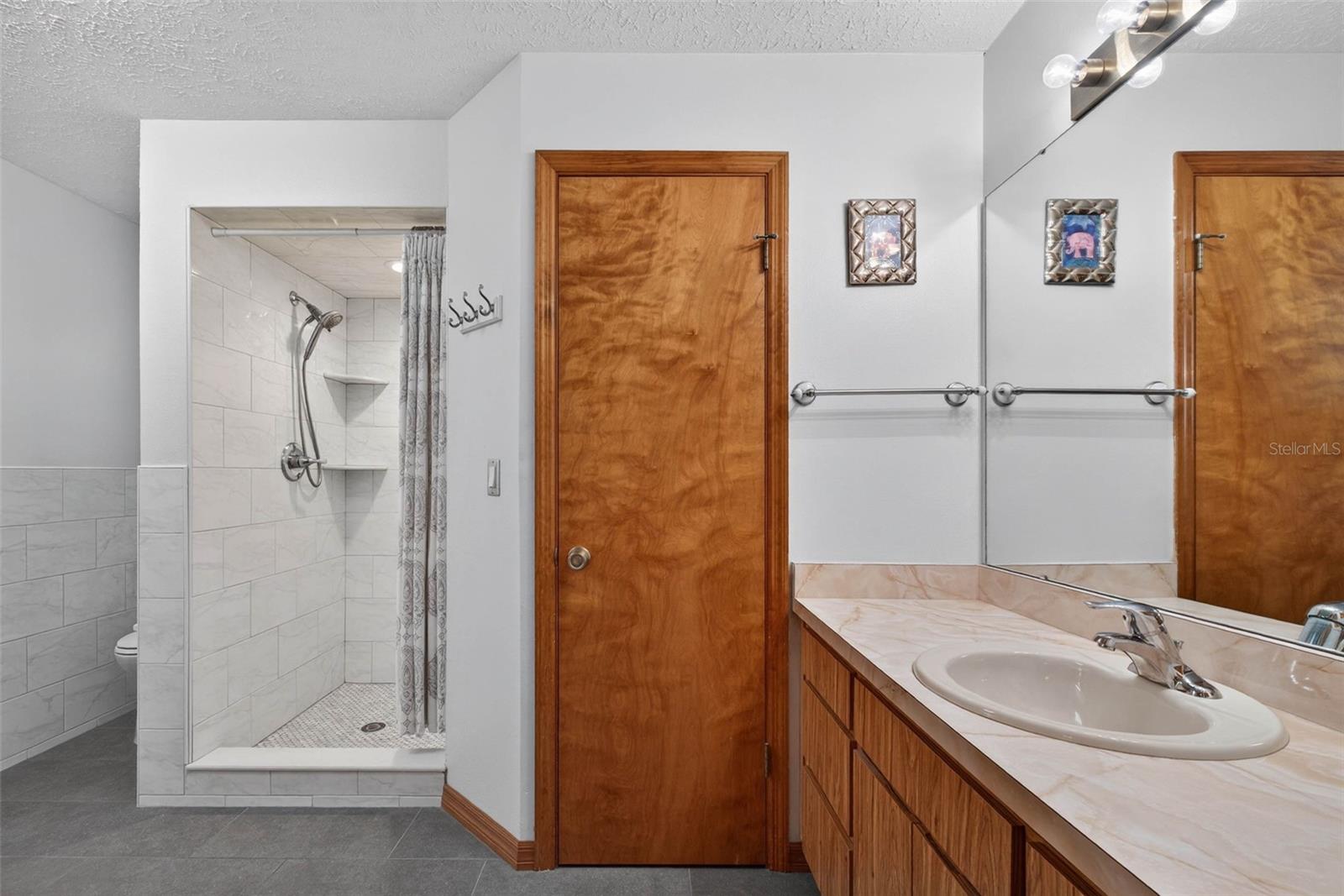 Image 39 of 77 For 37213 Price Drive