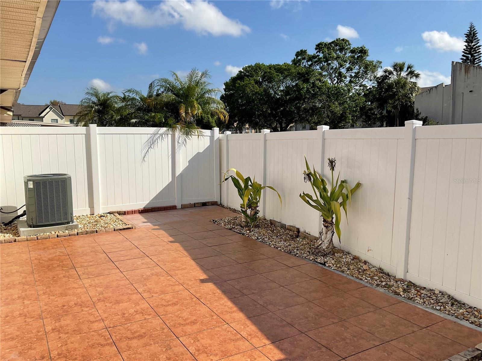 Image 3 of 19 For 8701 Carroll Palm Place