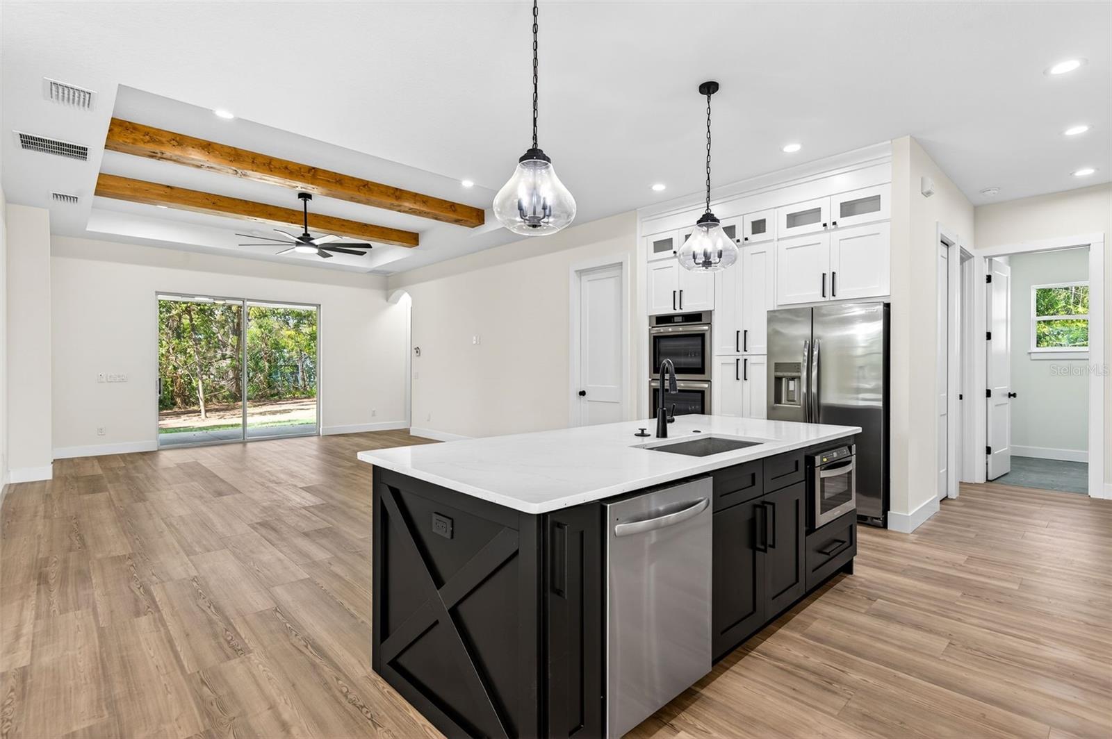 Image 14 of 42 For 37700 Dixie Avenue