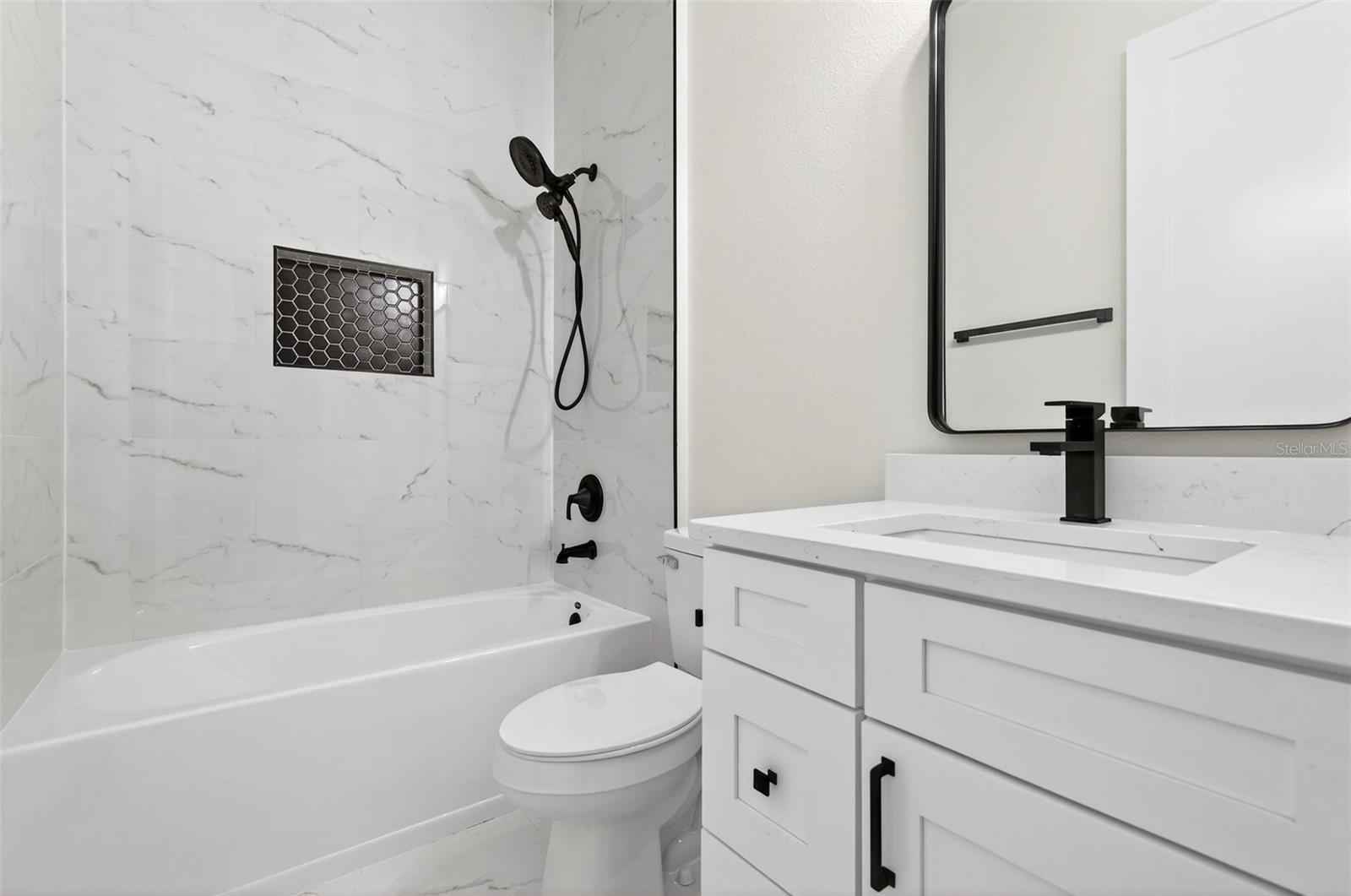 Image 23 of 42 For 37700 Dixie Avenue