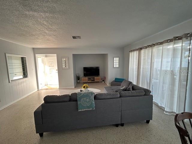 Image 13 of 45 For 6901 Gulf Winds Drive