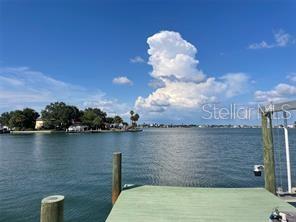 Image 8 of 45 For 6901 Gulf Winds Drive