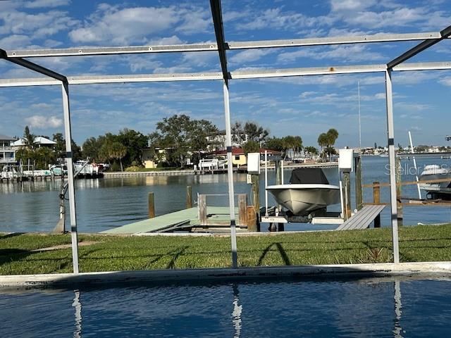 Image 9 of 45 For 6901 Gulf Winds Drive