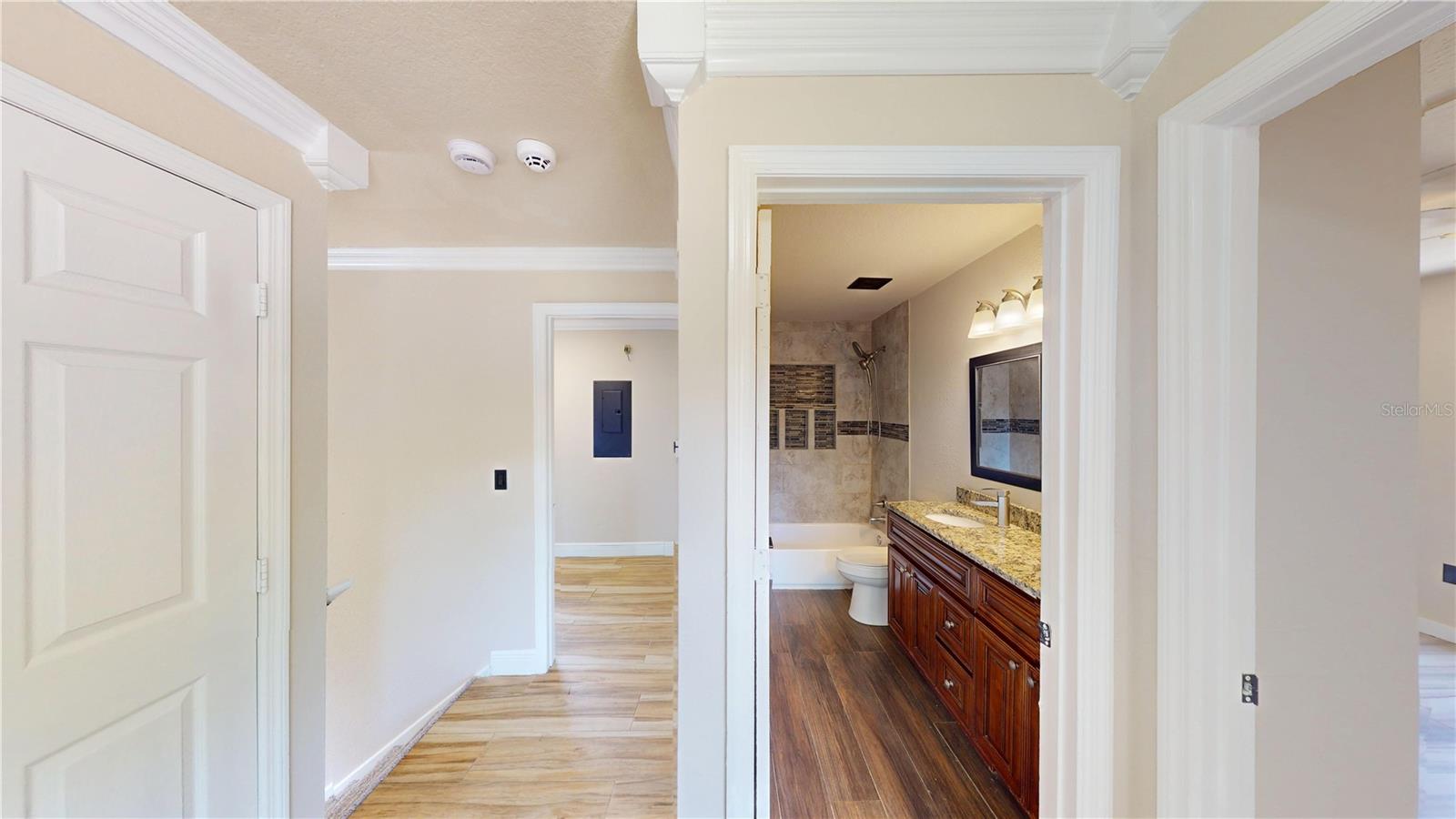 Image 19 of 27 For 10107 14th Street