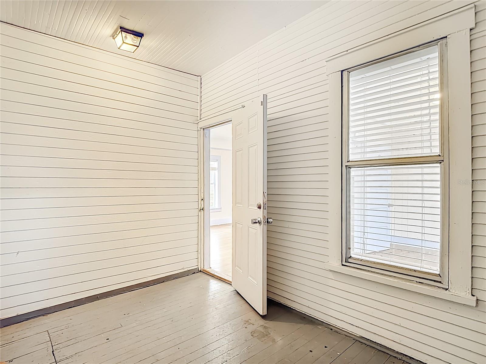 Image 10 of 66 For 1004 22nd Avenue