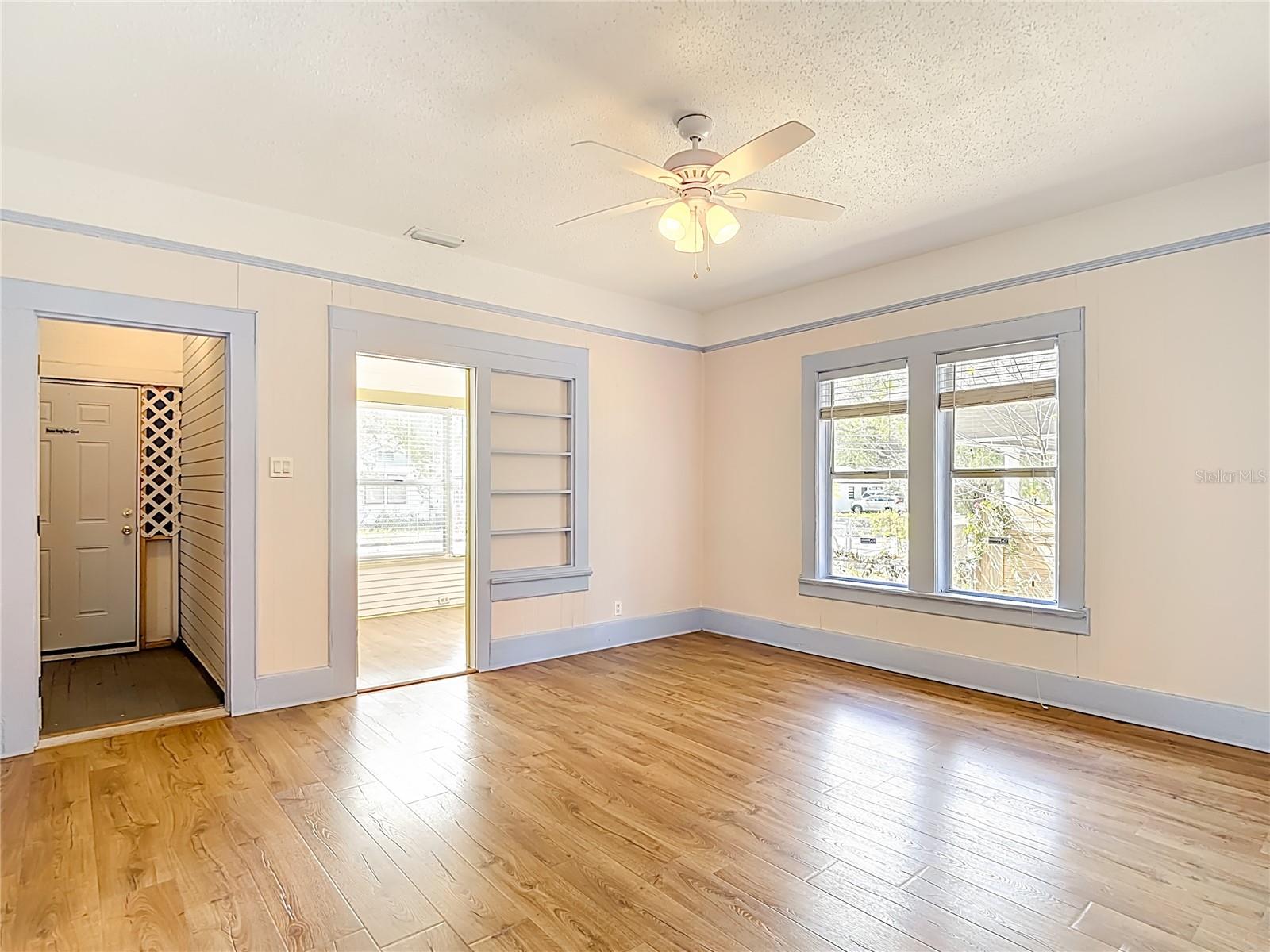 Image 14 of 66 For 1004 22nd Avenue