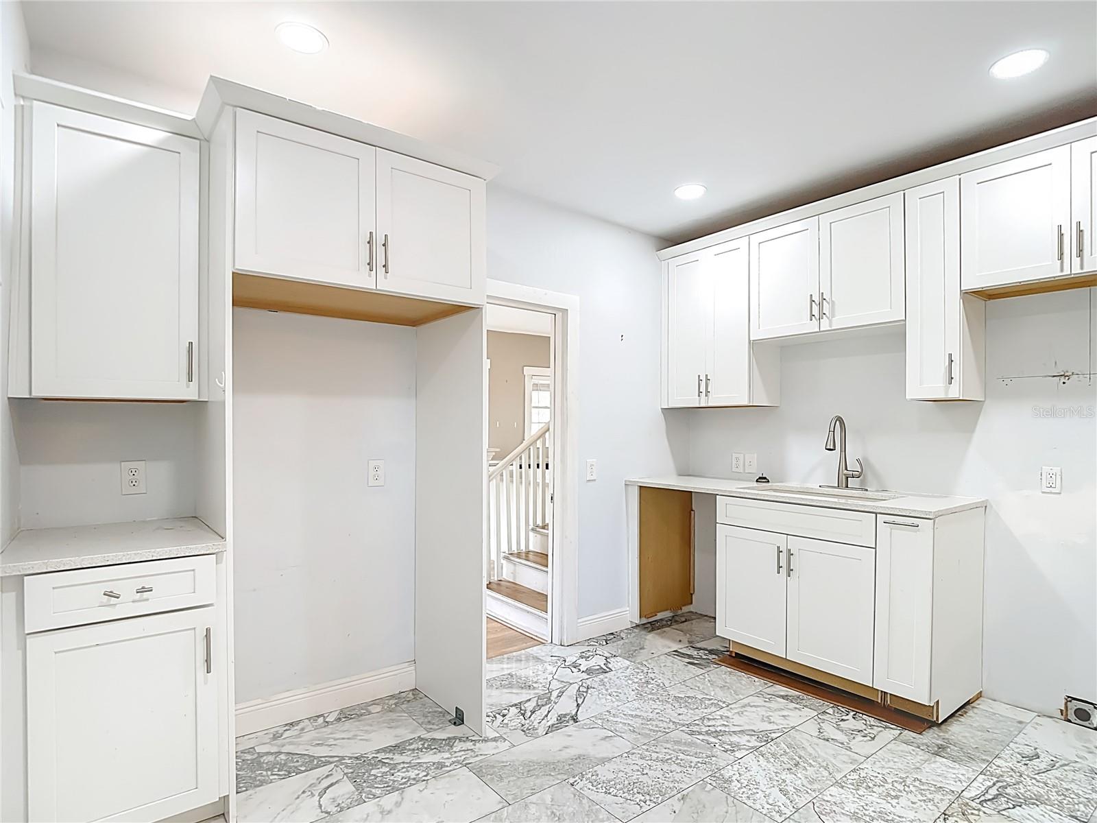 Image 20 of 66 For 1004 22nd Avenue