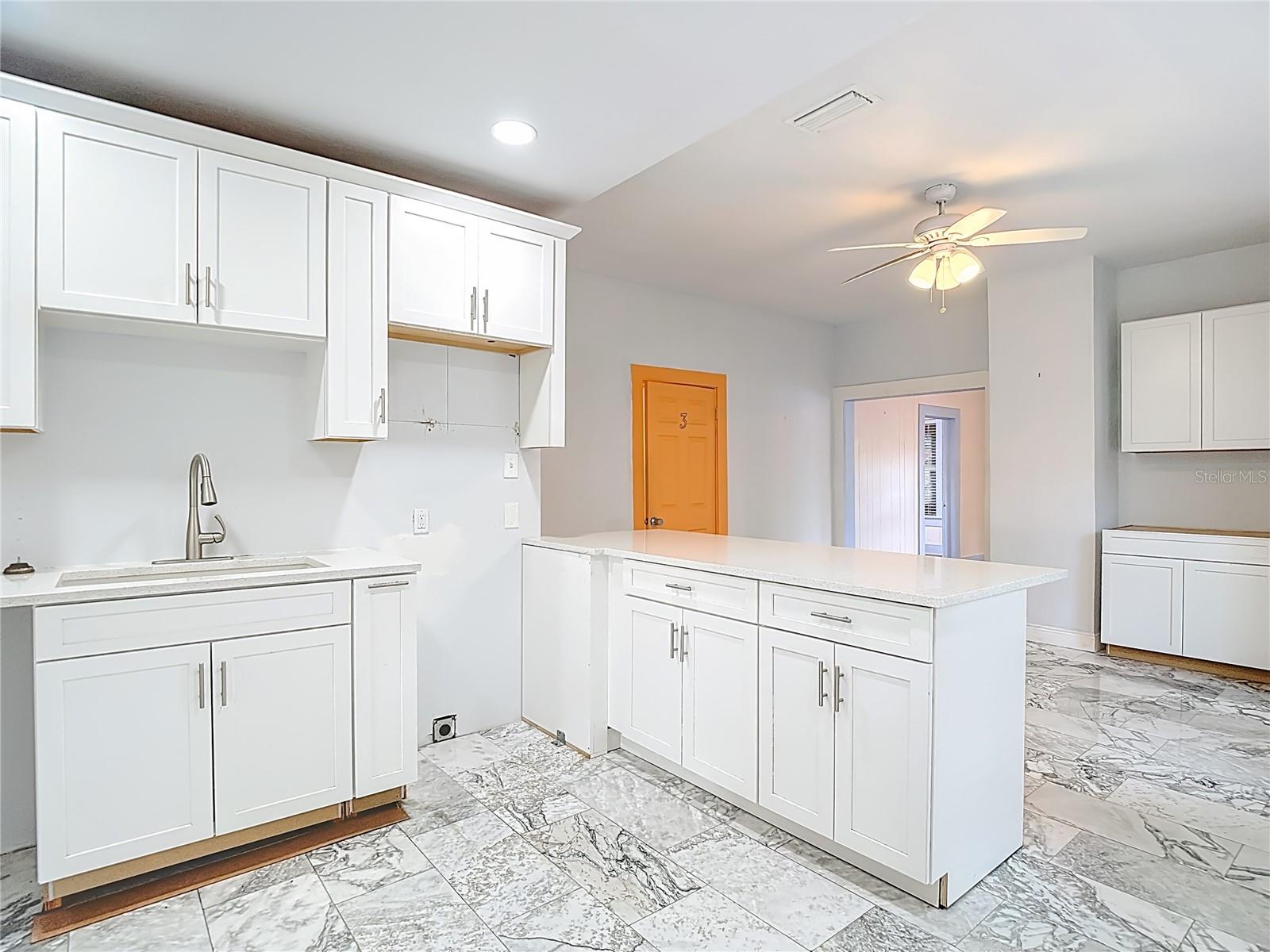 Image 22 of 66 For 1004 22nd Avenue