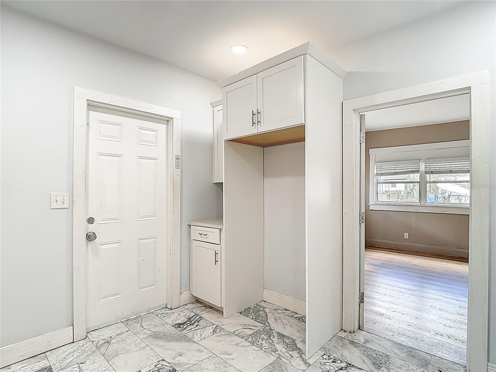 Image 24 of 66 For 1004 22nd Avenue