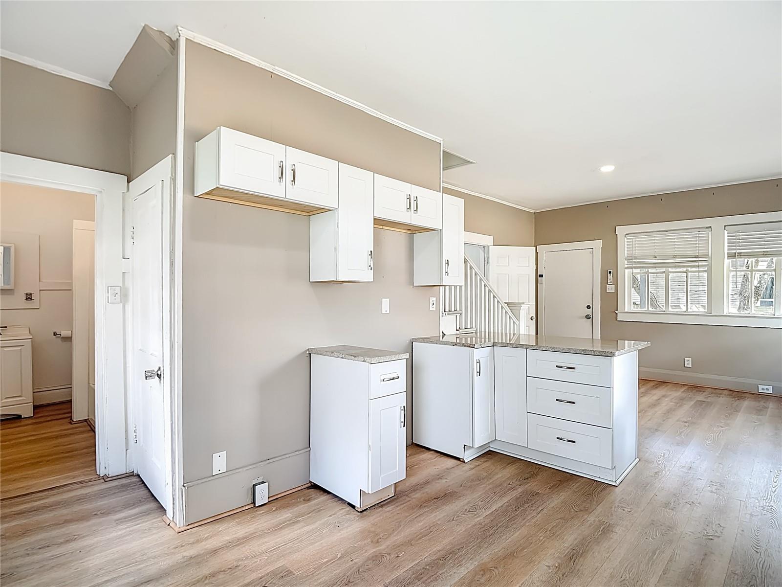 Image 32 of 66 For 1004 22nd Avenue