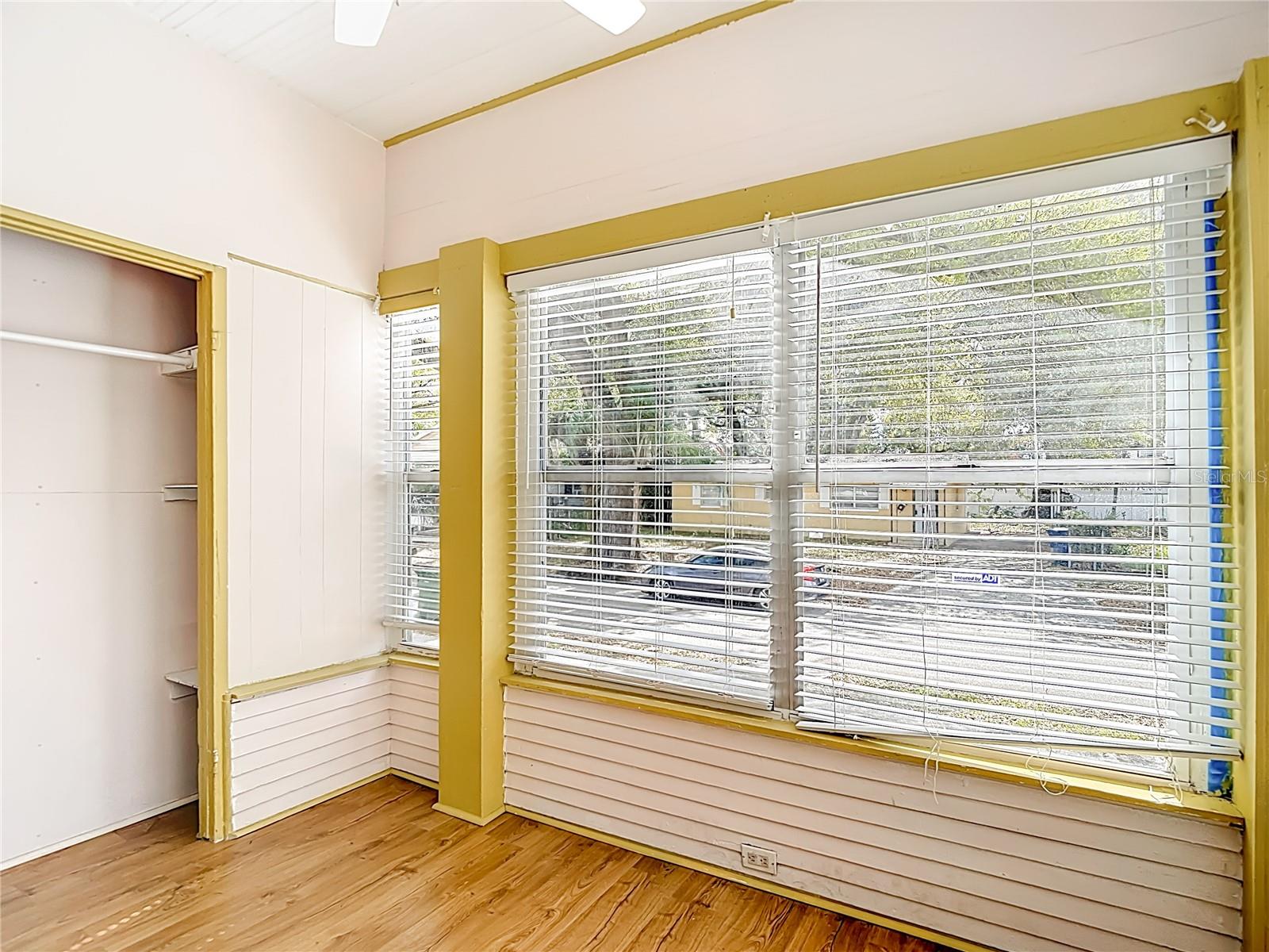 Image 34 of 66 For 1004 22nd Avenue