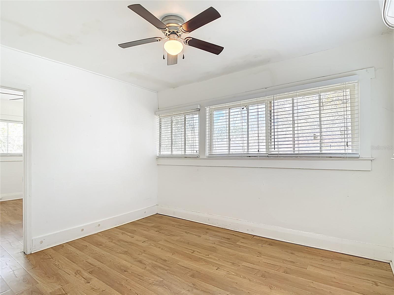 Image 47 of 66 For 1004 22nd Avenue