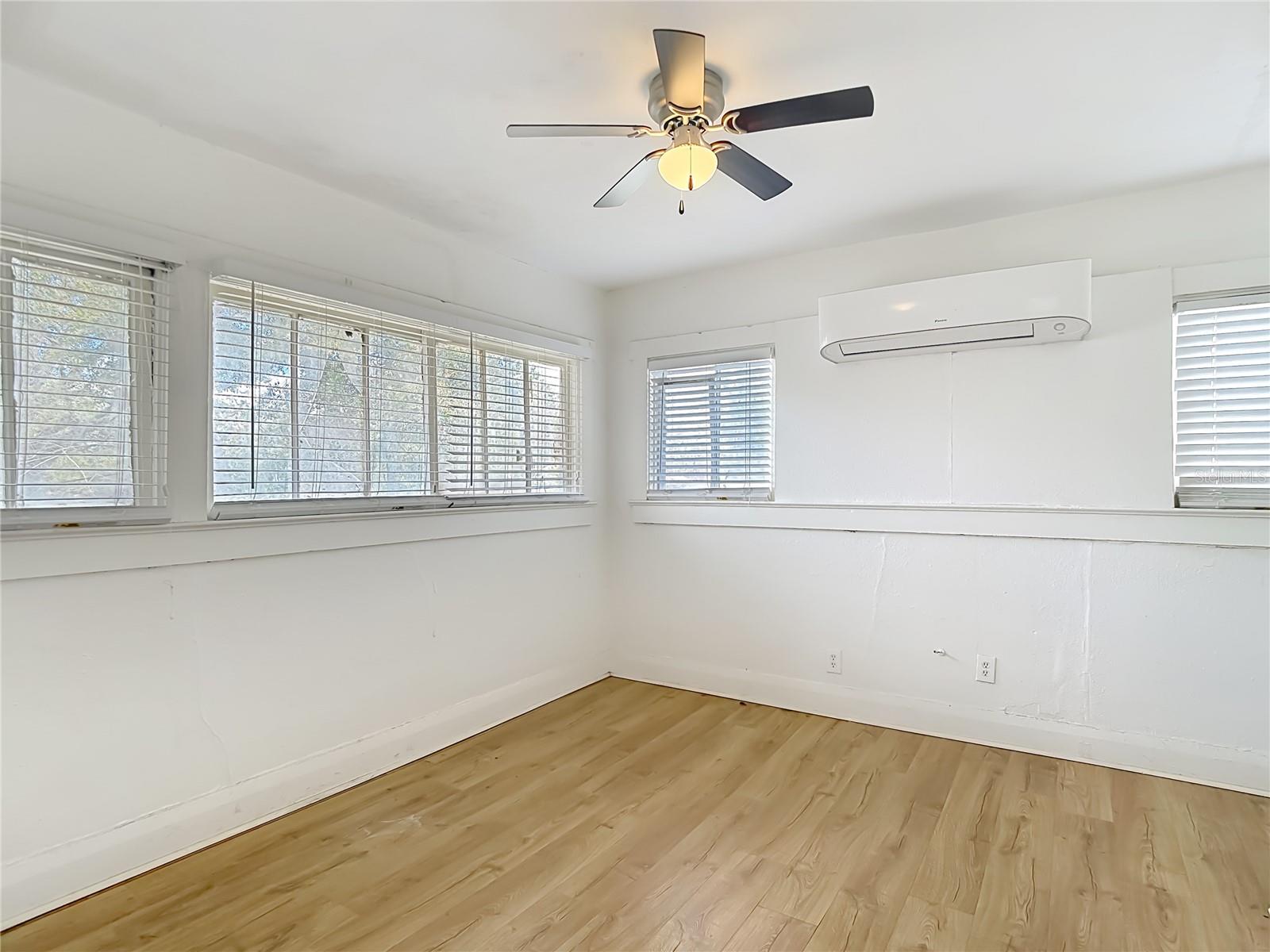 Image 50 of 66 For 1004 22nd Avenue