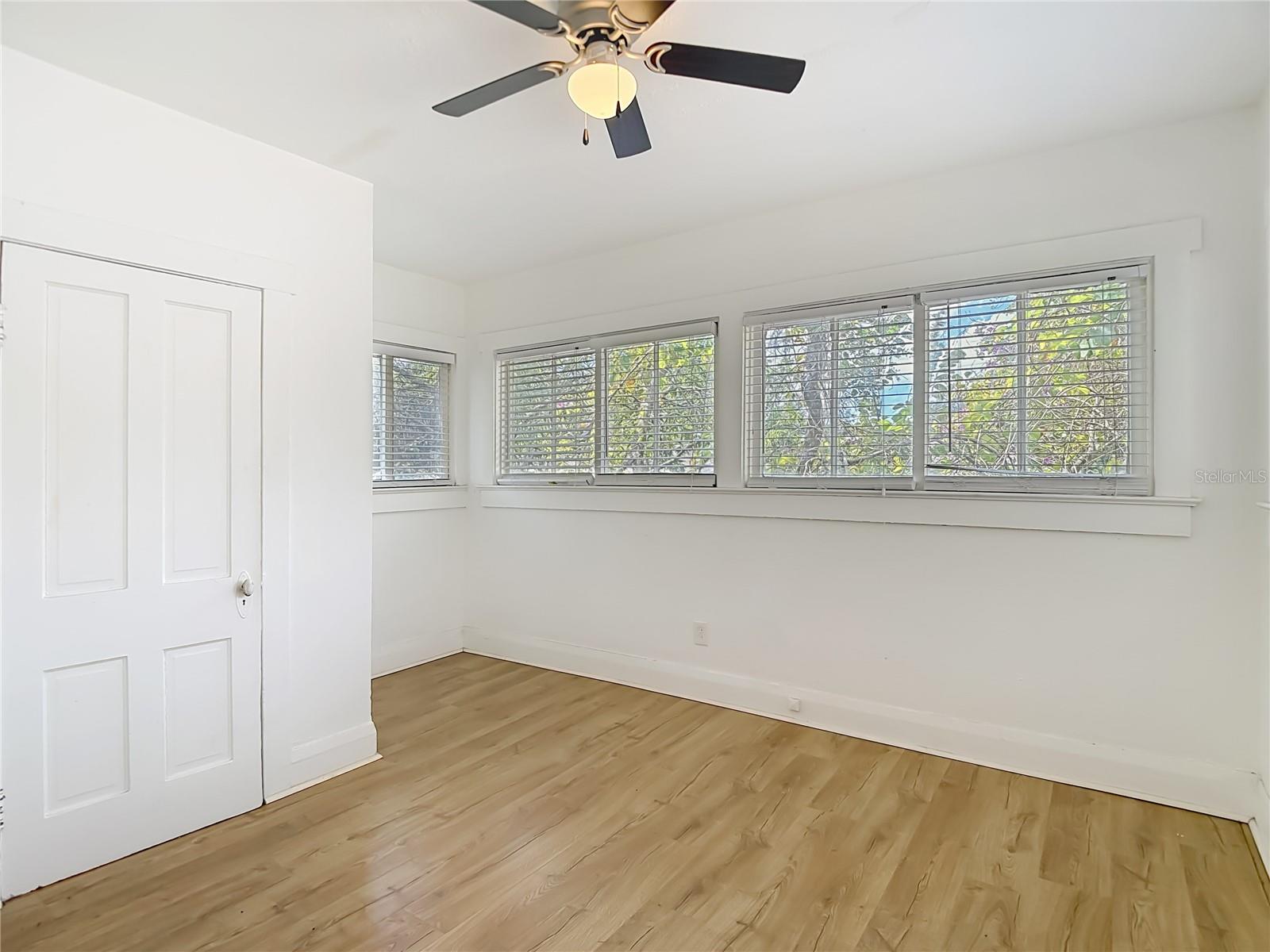 Image 52 of 66 For 1004 22nd Avenue