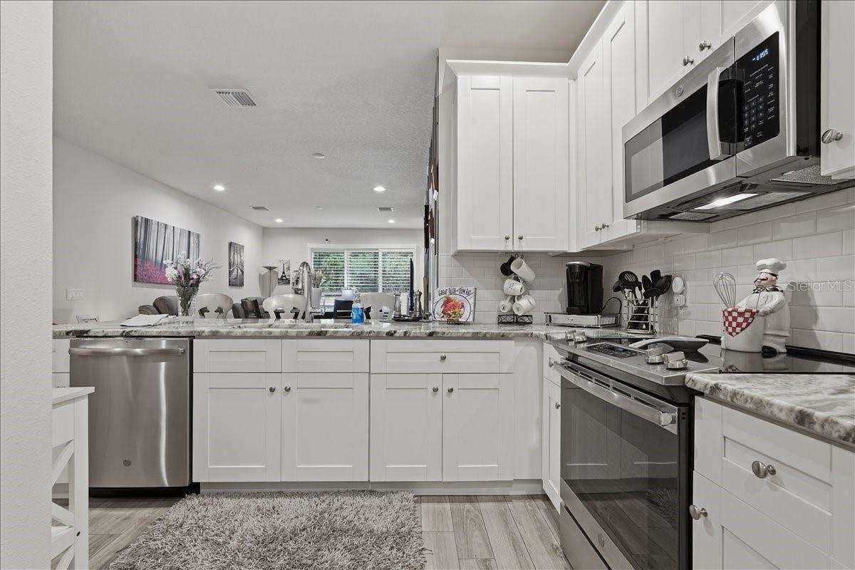 Image 10 of 74 For 1962 Lake Ridge Boulevard