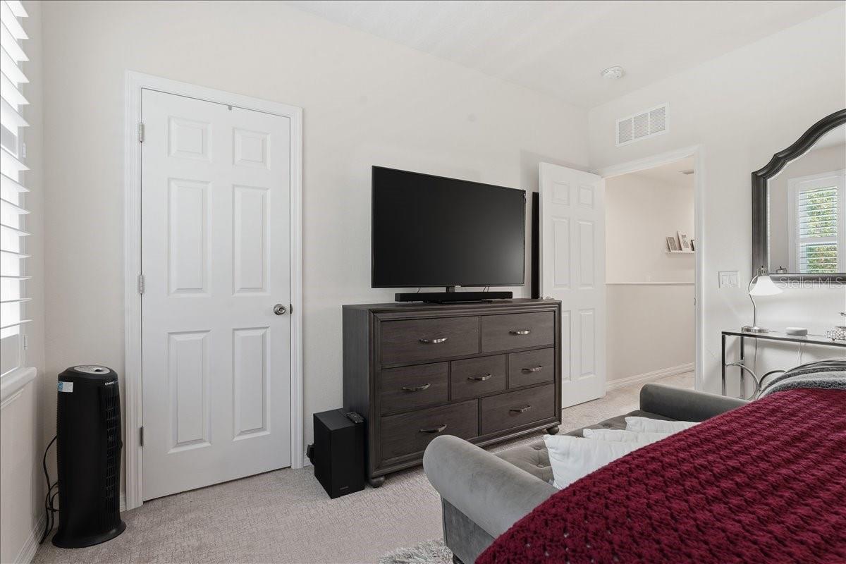 Image 20 of 74 For 1962 Lake Ridge Boulevard