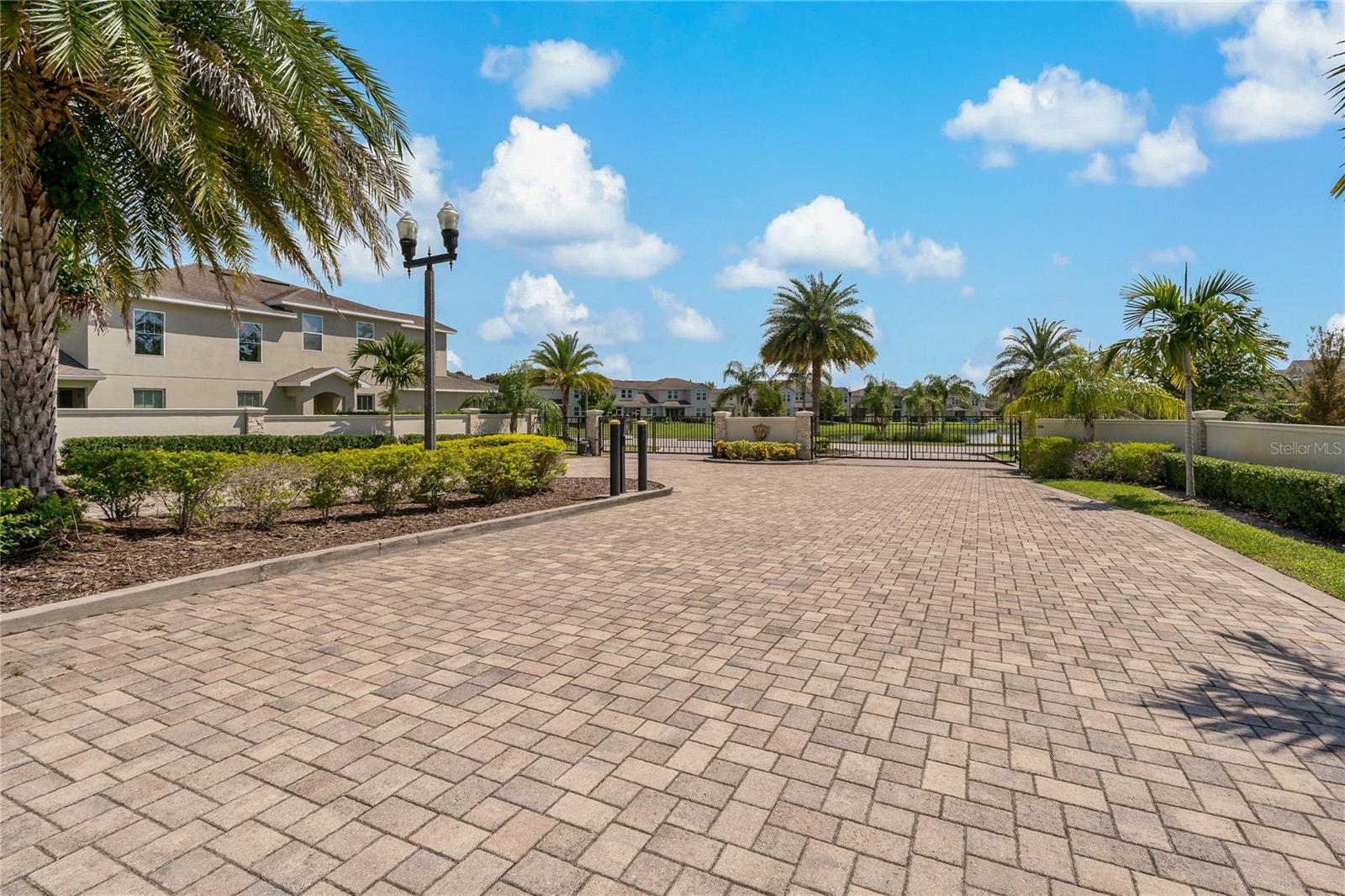 Image 43 of 74 For 1962 Lake Ridge Boulevard