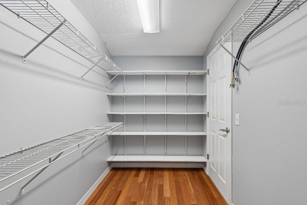 Image 18 of 30 For 994 Brink Avenue