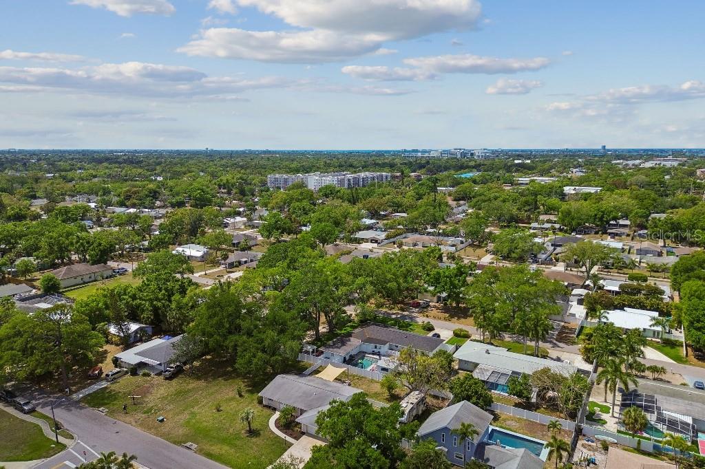 Image 29 of 30 For 994 Brink Avenue