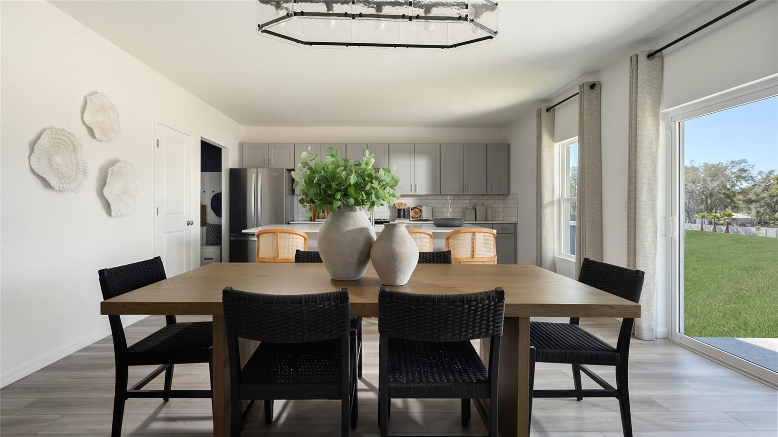 Listing photo id 5 for 31658 Baronne Street