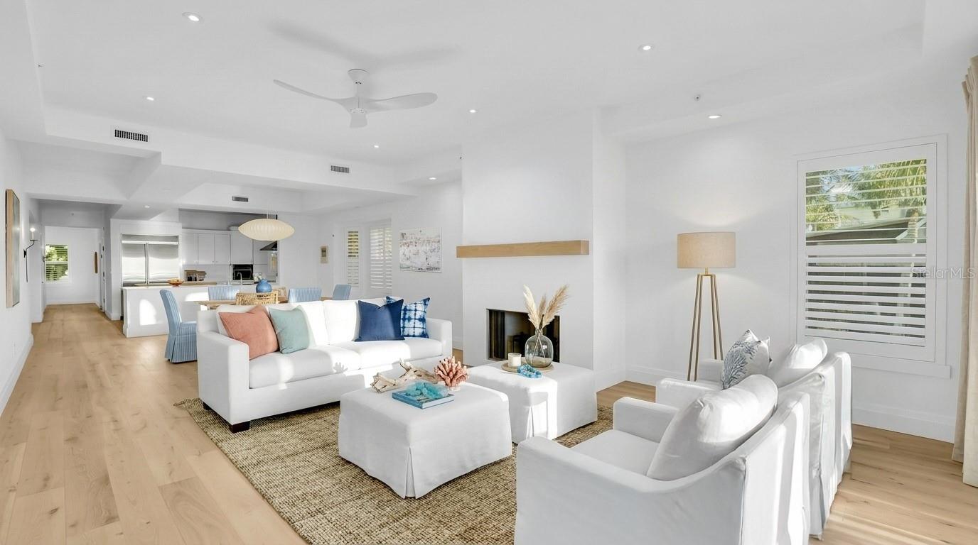 Image 22 of 44 For 3110 1st Street W 101