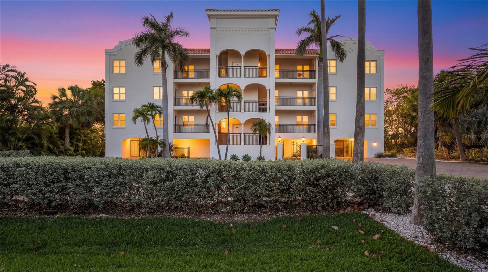 Image 3 of 44 For 3110 1st Street W 101