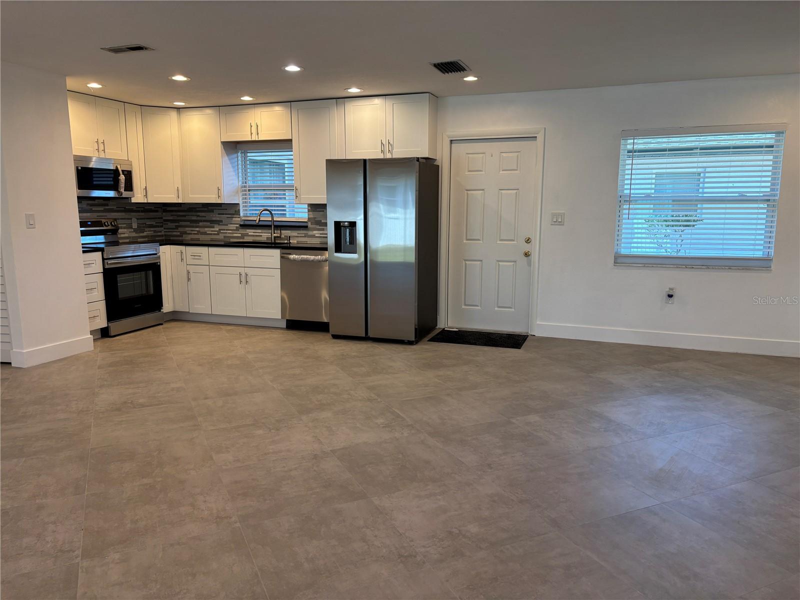 Image 5 of 34 For 5815 Erin Lane S A