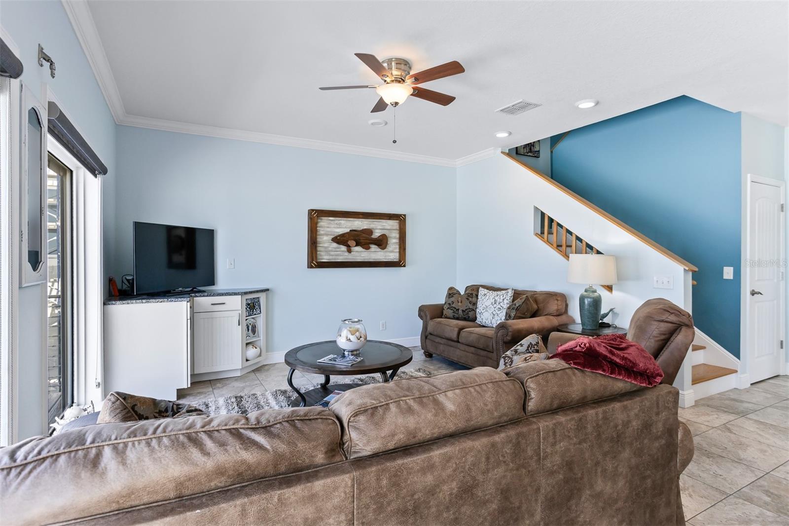 Image 12 of 41 For 17610 Lee Avenue