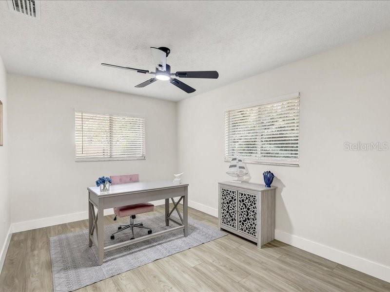 Image 19 of 33 For 6505 64th Lane E