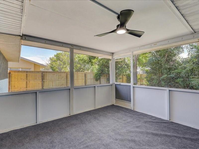 Image 23 of 33 For 6505 64th Lane E