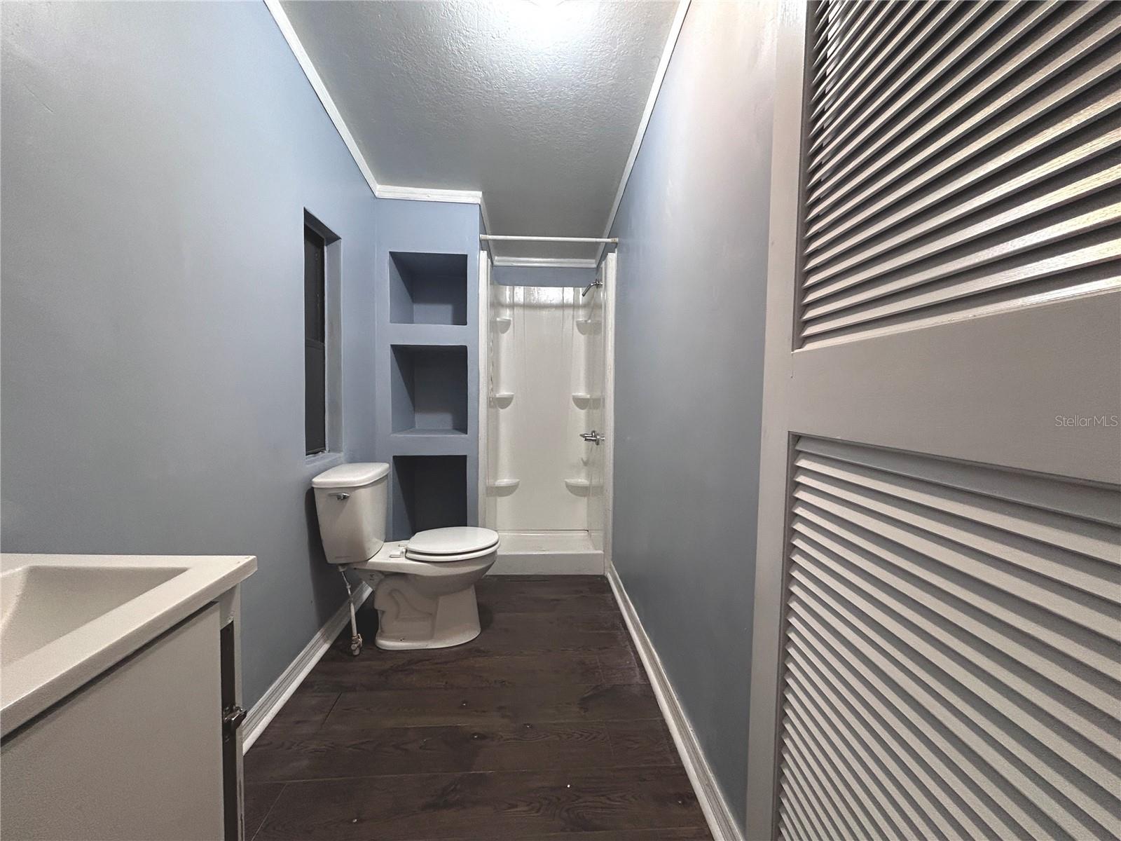 Image 17 of 23 For 10638 Bay Hills Circle