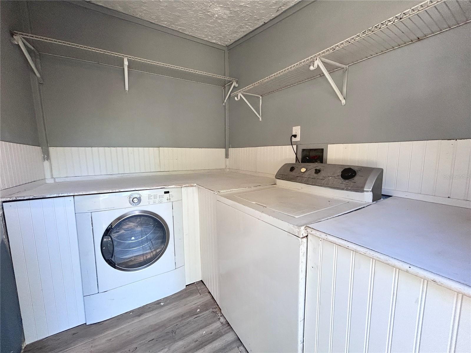 Image 20 of 23 For 10638 Bay Hills Circle