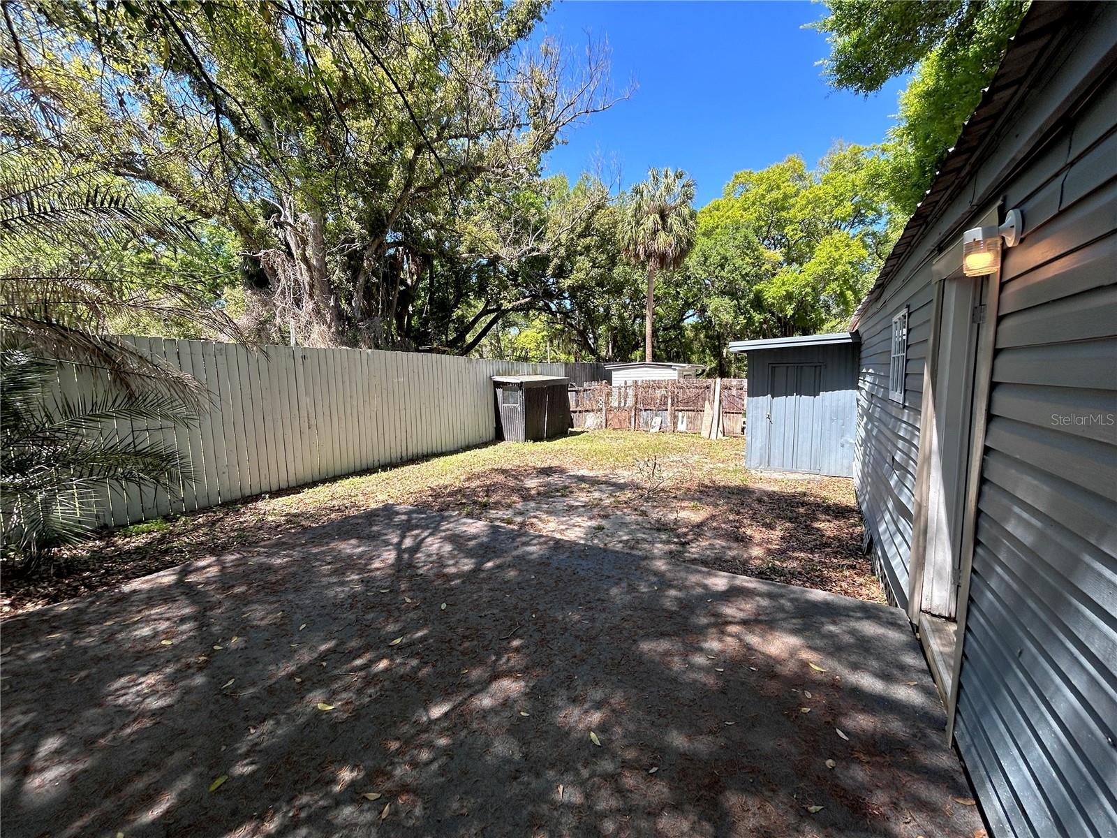 Image 21 of 23 For 10638 Bay Hills Circle