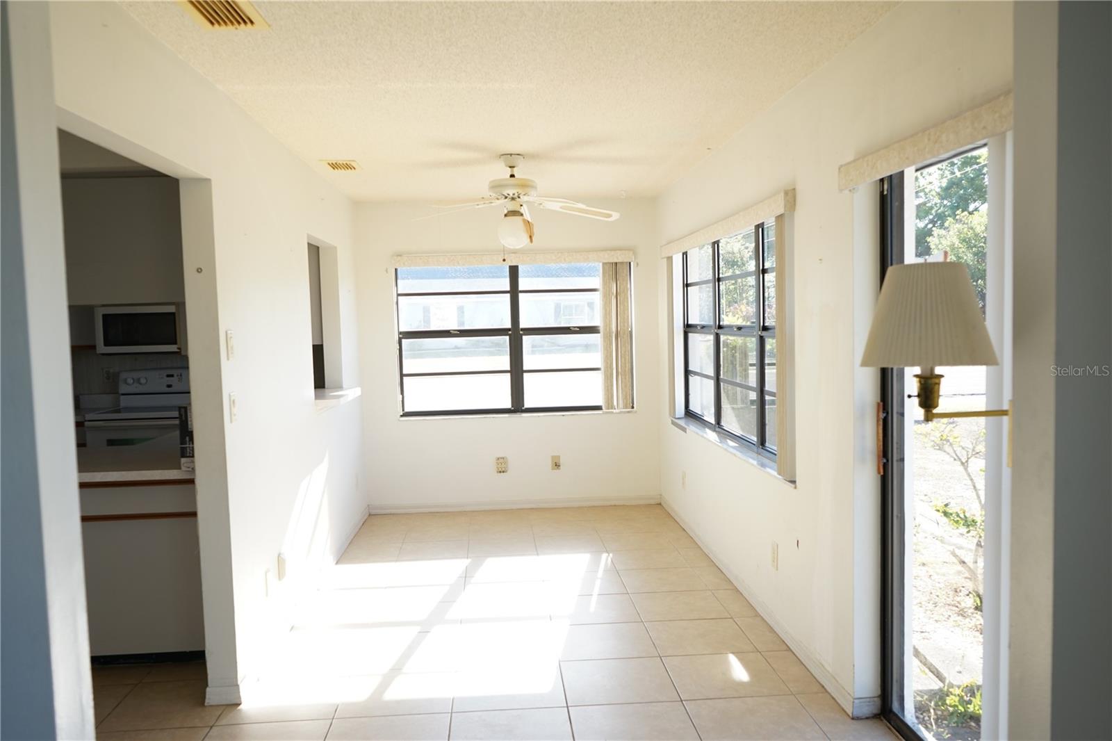 Image 10 of 42 For 302 Bryce Court