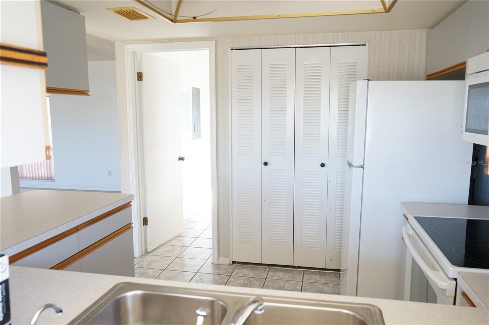 Image 12 of 42 For 302 Bryce Court