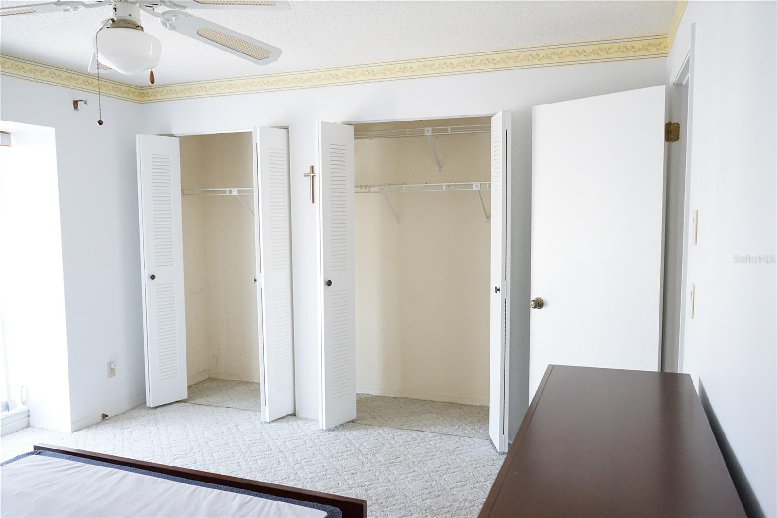 Image 23 of 42 For 302 Bryce Court