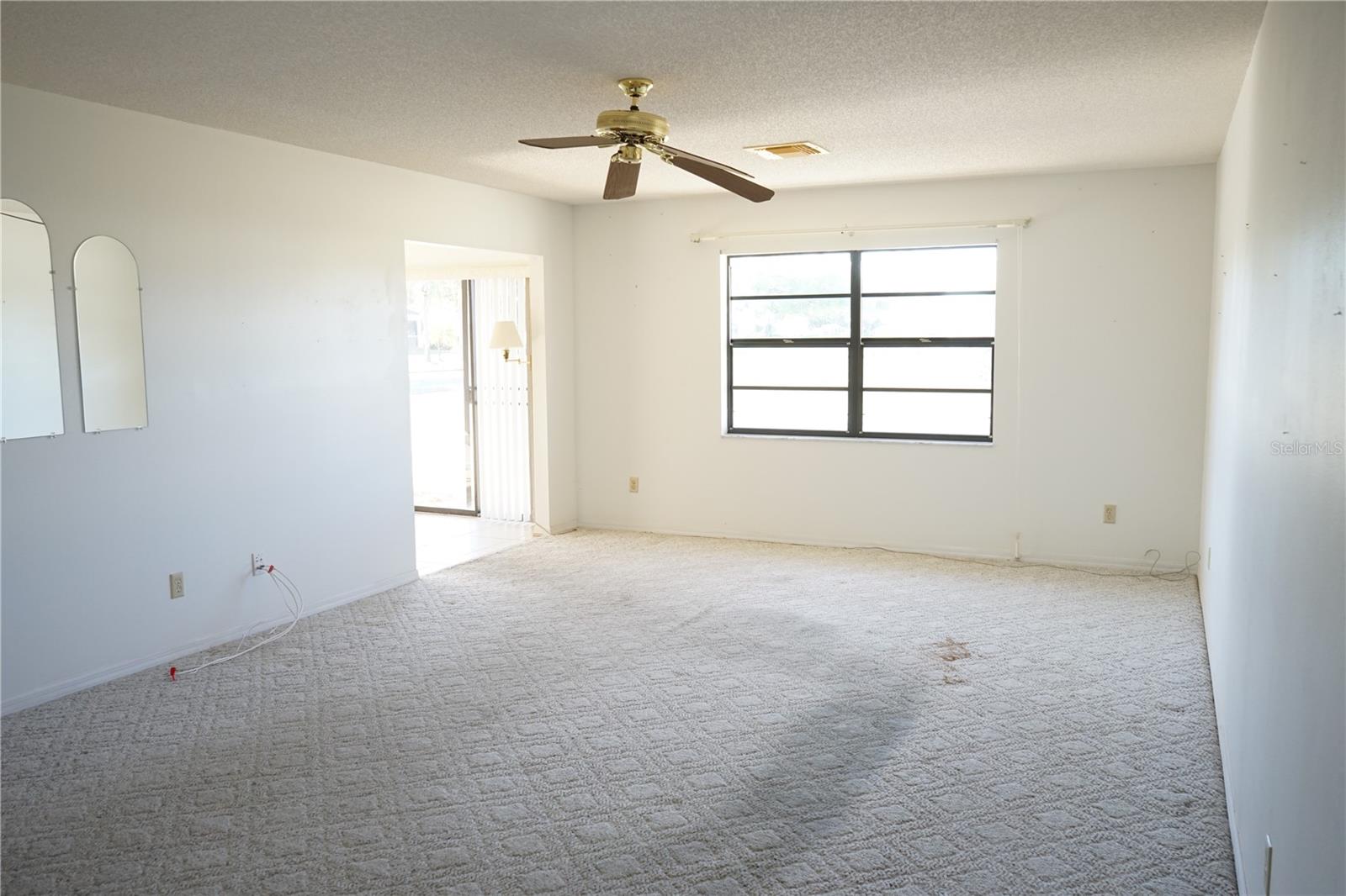 Image 6 of 42 For 302 Bryce Court