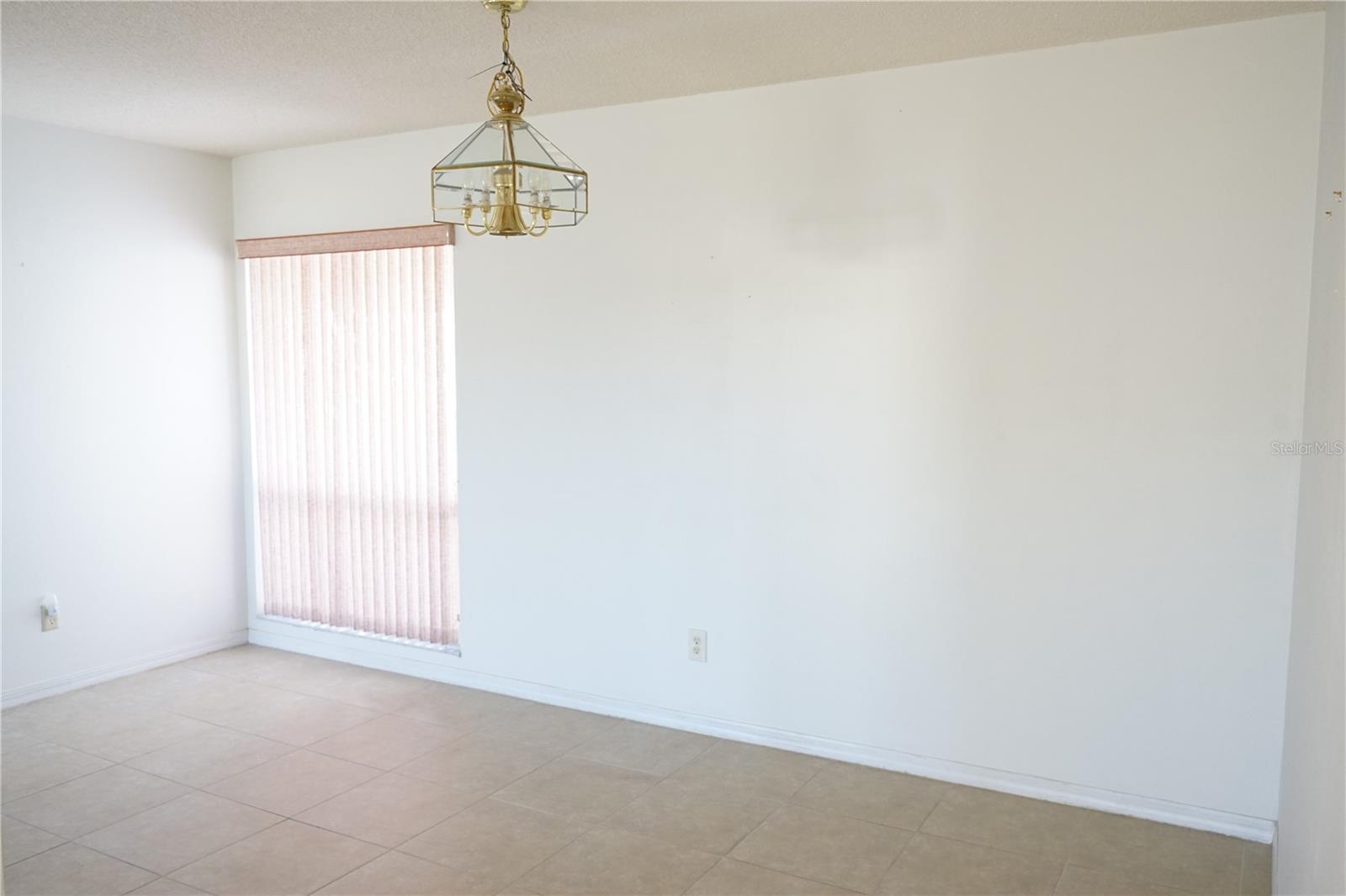 Image 8 of 42 For 302 Bryce Court