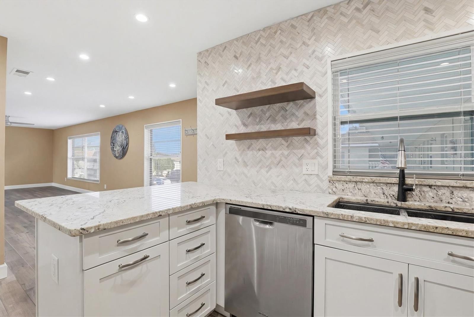 Image 12 of 48 For 1250 Pinellas Avenue 214