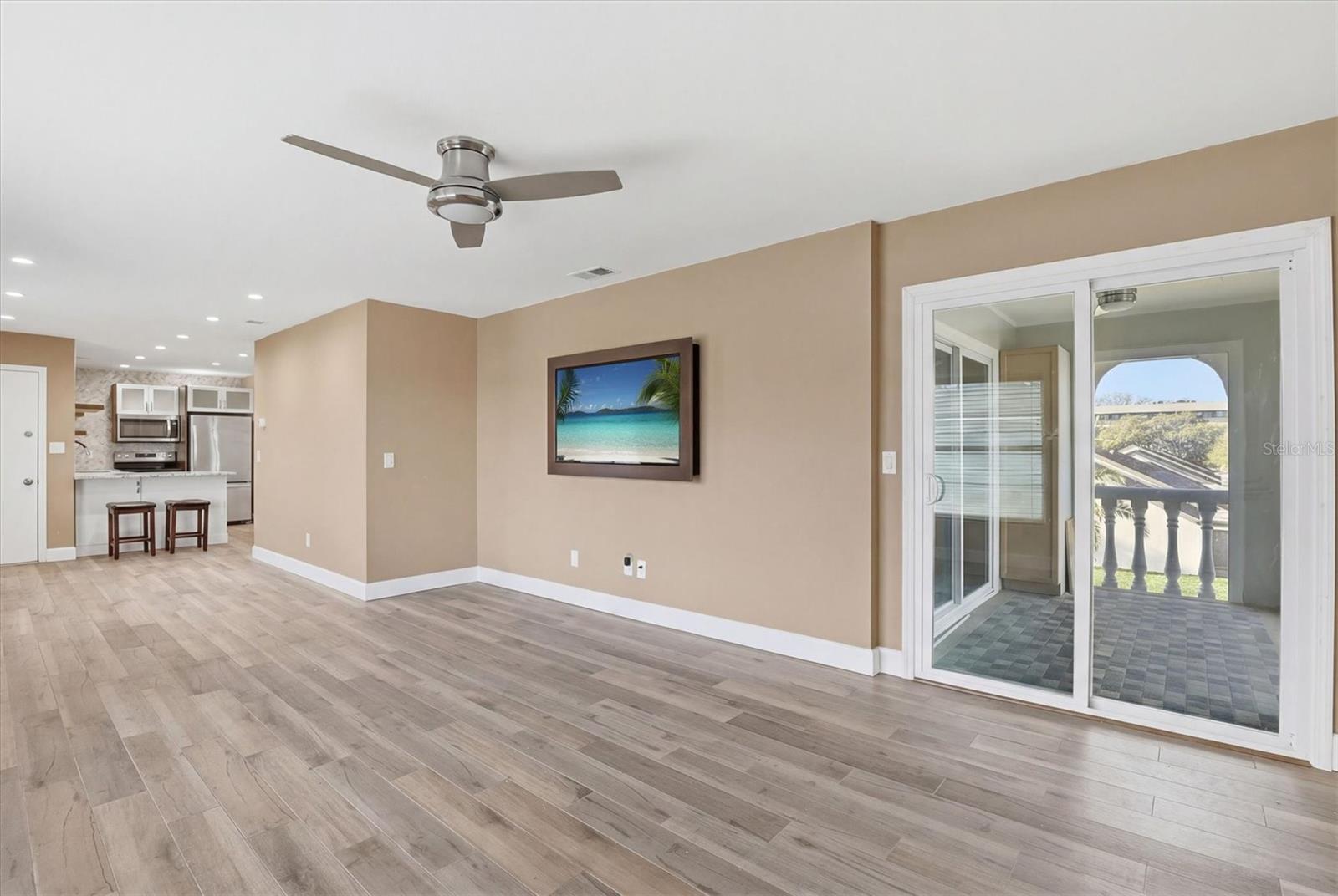 Image 16 of 48 For 1250 Pinellas Avenue 214