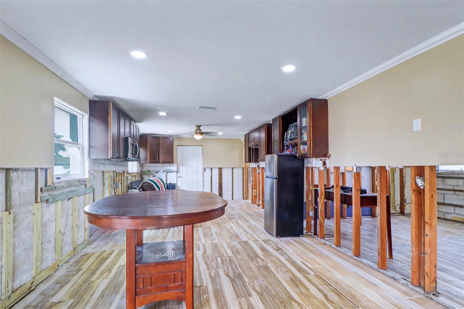 Image 11 of 32 For 8751 Orient Way Ne