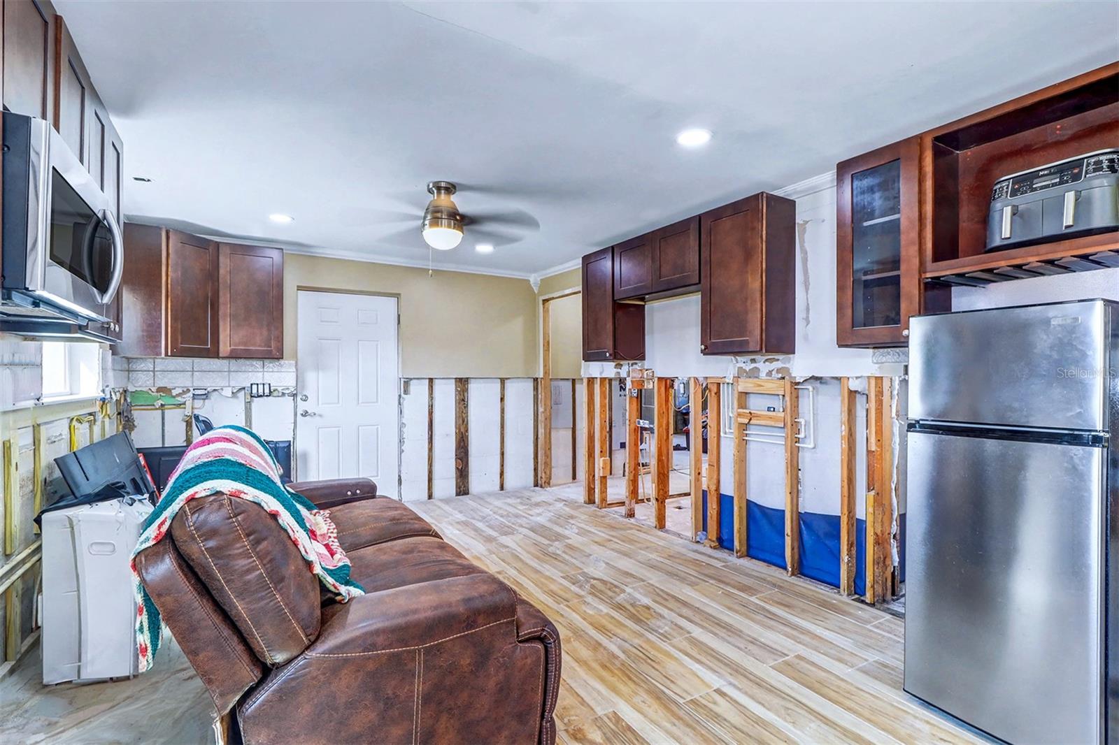 Image 12 of 32 For 8751 Orient Way Ne