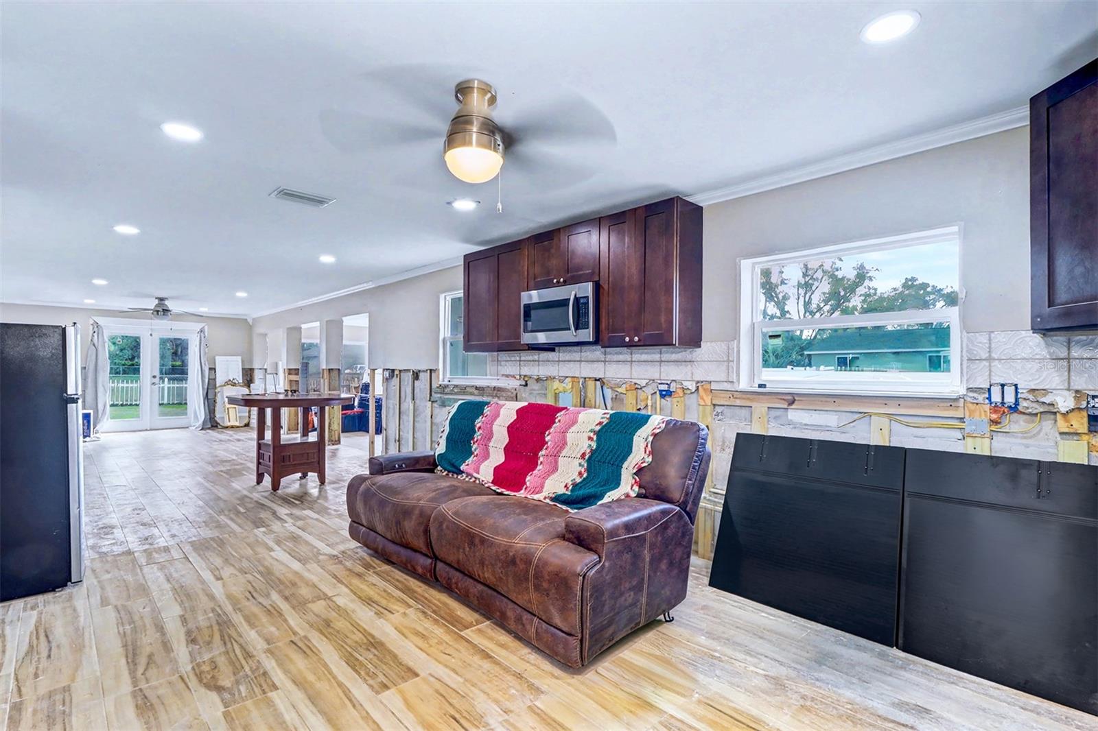 Image 13 of 32 For 8751 Orient Way Ne