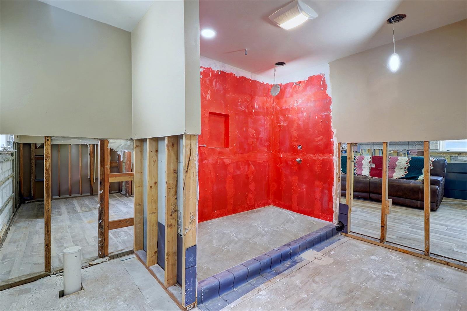 Image 18 of 32 For 8751 Orient Way Ne