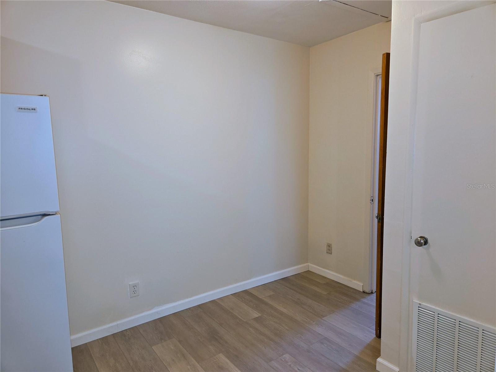 Image 14 of 25 For 5616 27th Avenue S 5616