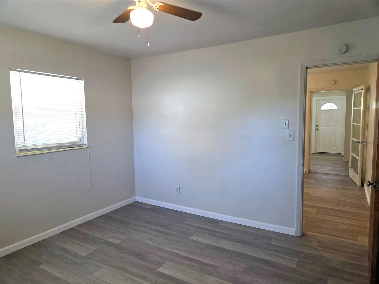 Image 17 of 25 For 5616 27th Avenue S 5616